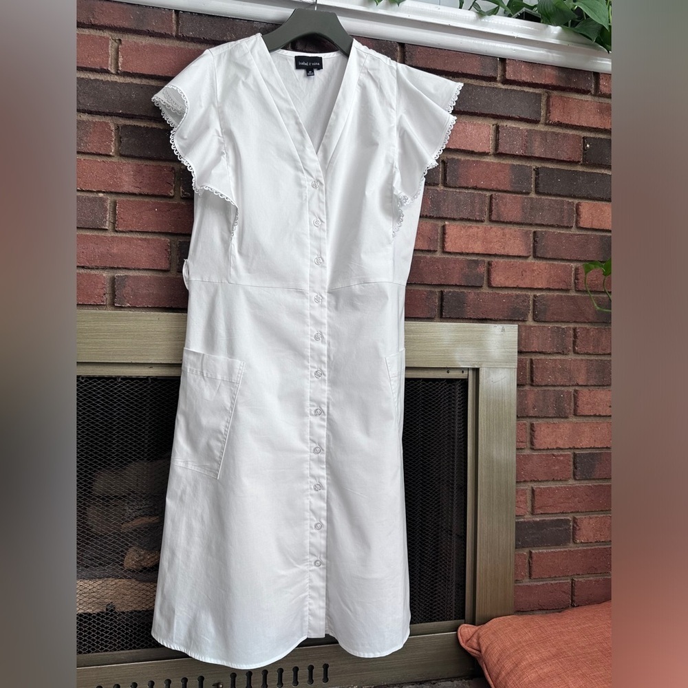 🛍️Isabel & Nina white dress with pockets and ruffle shoulder Size 12